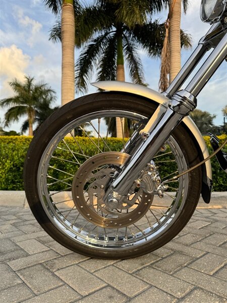 2002 Harley-Davidson Dyna Glide Wide Glide   - Photo 24 - Naples, FL 34104