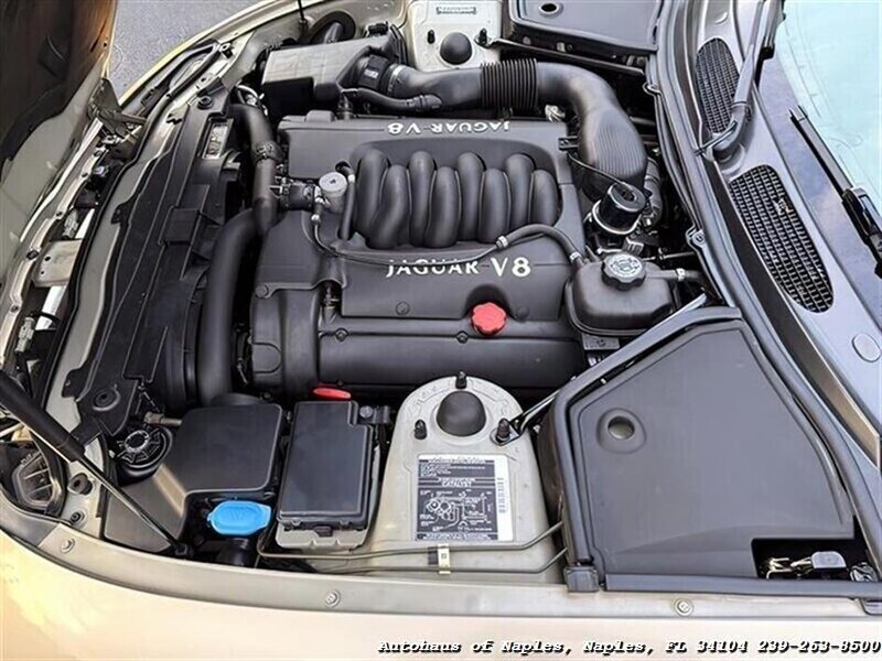 1998 Jaguar XK8 - Photo 26 - Naples, FL 34104