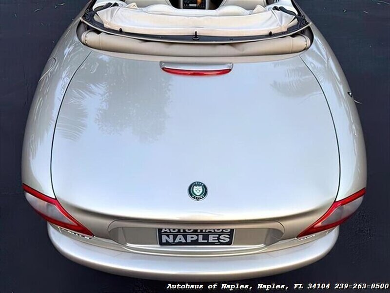 1998 Jaguar XK8 - Photo 18 - Naples, FL 34104