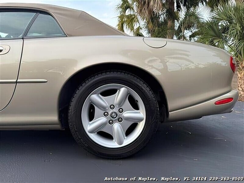 1998 Jaguar XK8 - Photo 11 - Naples, FL 34104