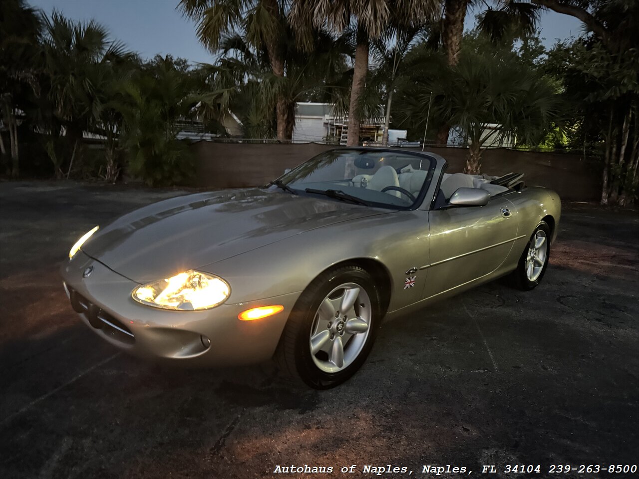 1998 Jaguar XK8 XK8   - Photo 29 - Naples, FL 34104