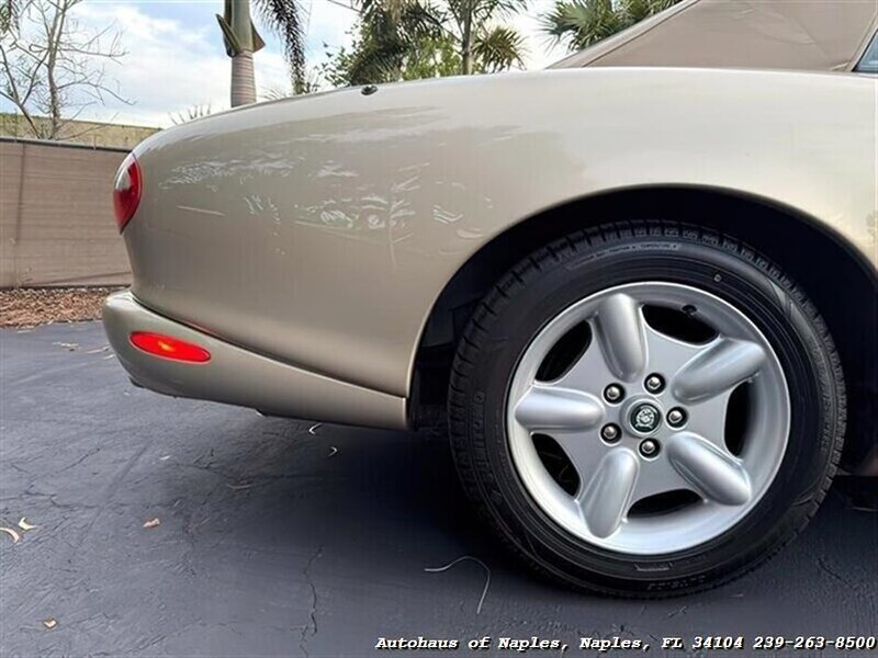 1998 Jaguar XK8 - Photo 8 - Naples, FL 34104
