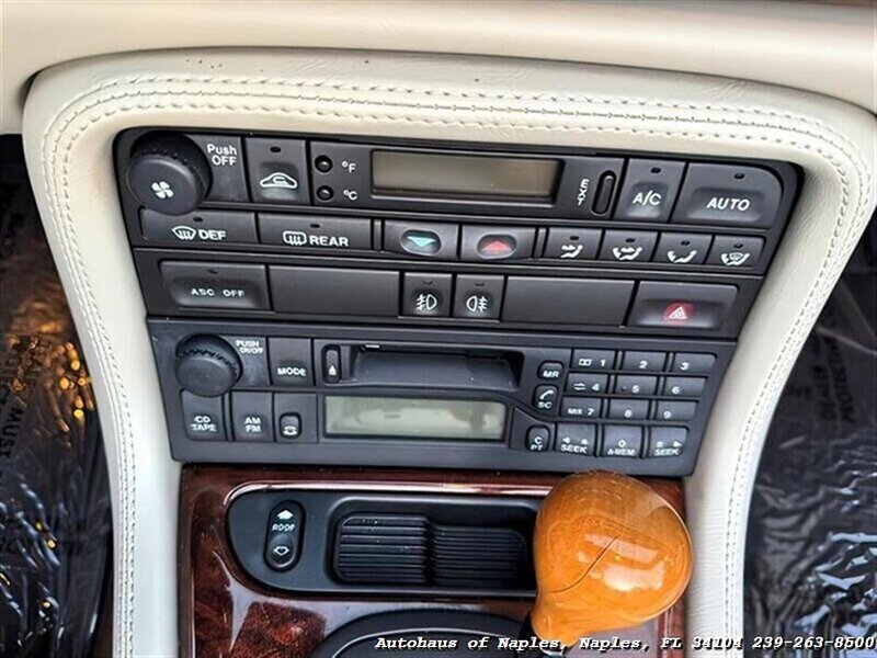 1998 Jaguar XK8 - Photo 34 - Naples, FL 34104