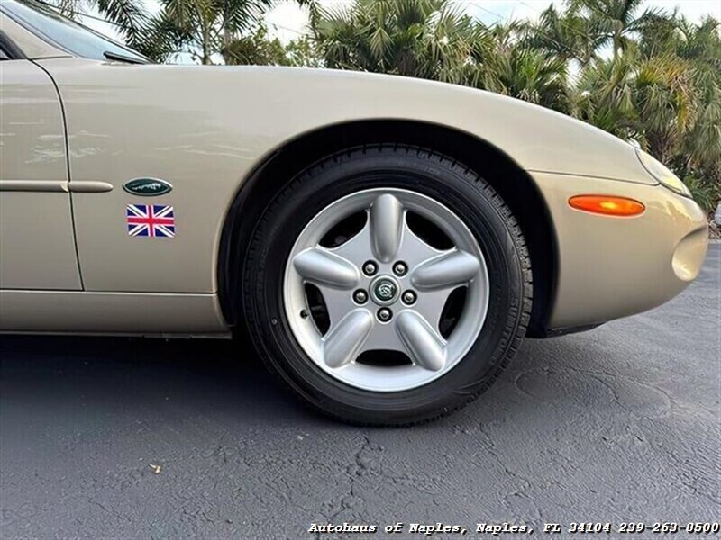 1998 Jaguar XK8 - Photo 9 - Naples, FL 34104