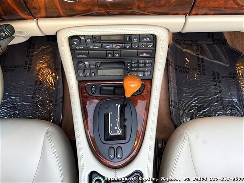 1998 Jaguar XK8 - Photo 35 - Naples, FL 34104