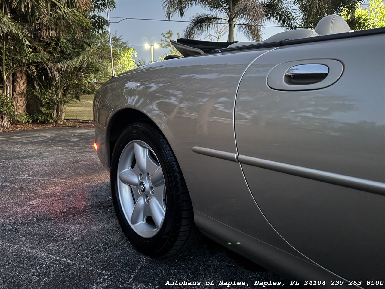 1998 Jaguar XK8 XK8   - Photo 9 - Naples, FL 34104