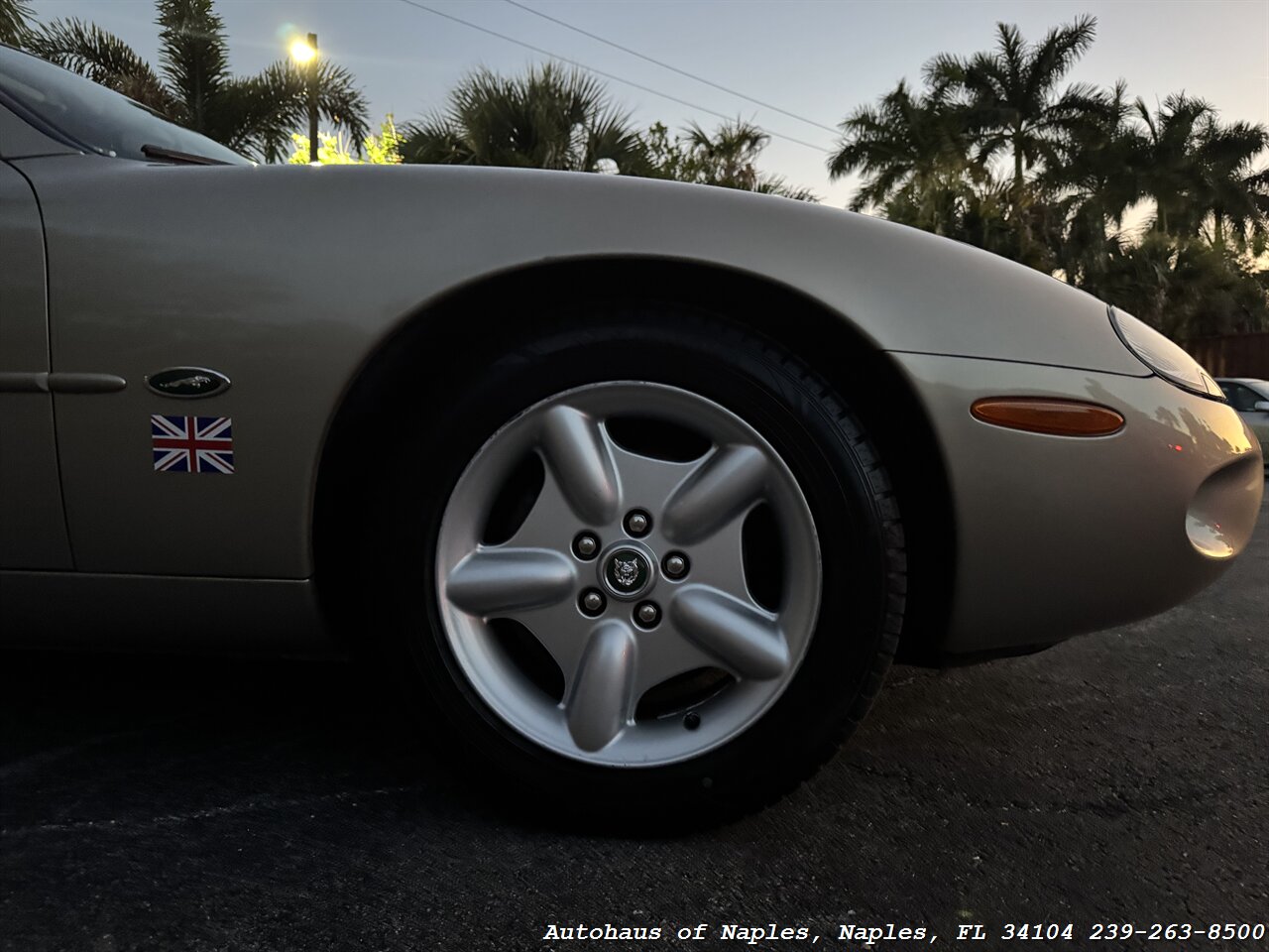 1998 Jaguar XK8 XK8   - Photo 18 - Naples, FL 34104