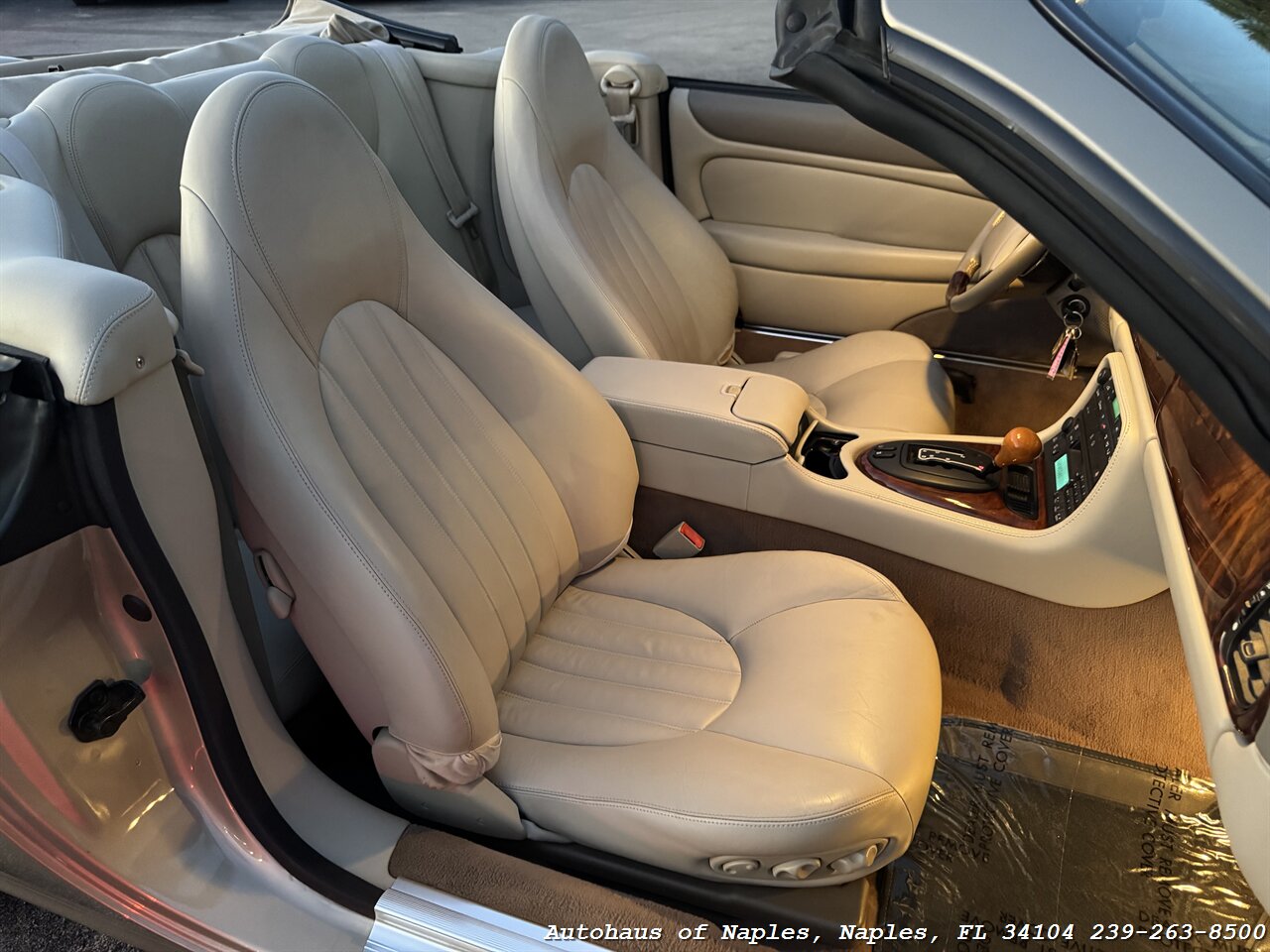 1998 Jaguar XK8 XK8   - Photo 39 - Naples, FL 34104