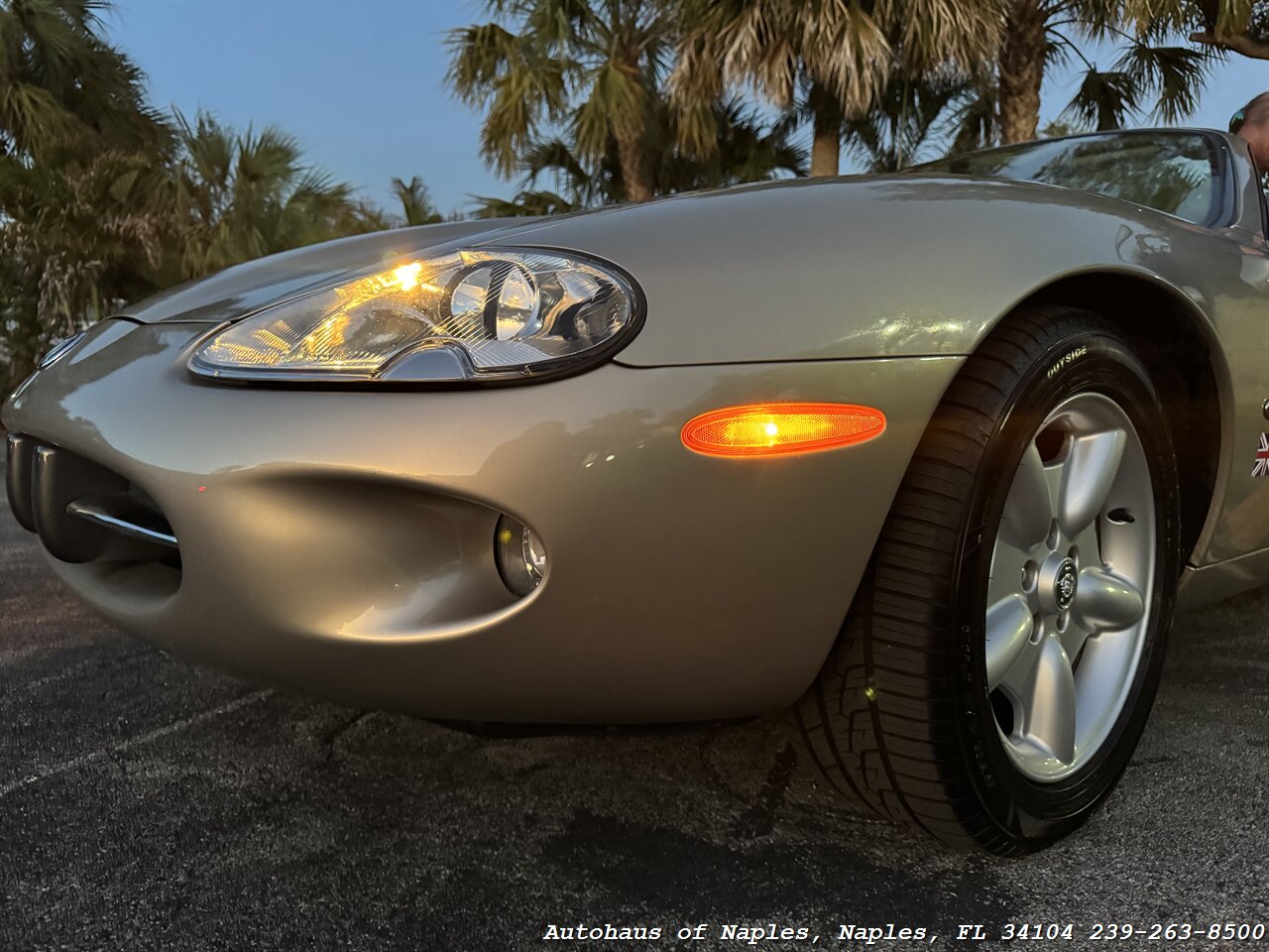 1998 Jaguar XK8 XK8   - Photo 11 - Naples, FL 34104