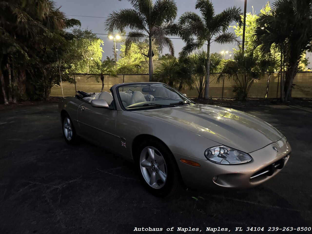 1998 Jaguar XK8 XK8   - Photo 31 - Naples, FL 34104