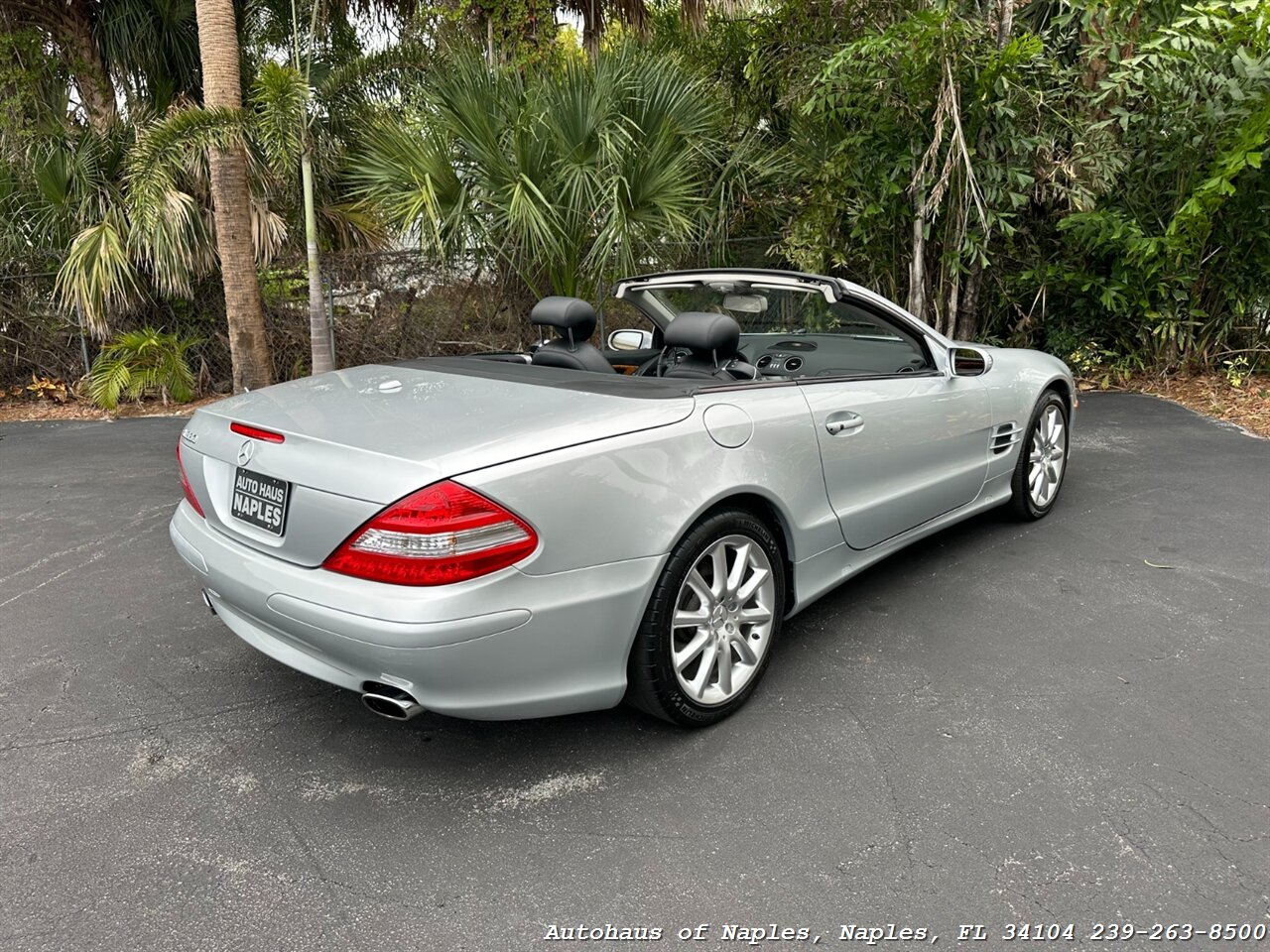 2007 Mercedes-Benz SL 550   - Photo 13 - Naples, FL 34104