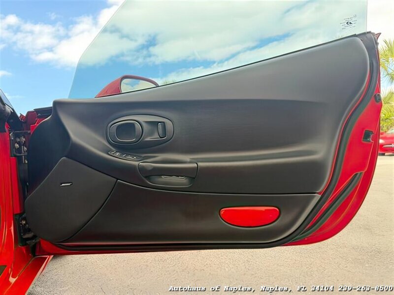 2000 Chevrolet Corvette - Photo 29 - Naples, FL 34104