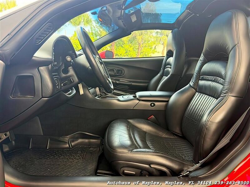 2000 Chevrolet Corvette - Photo 21 - Naples, FL 34104