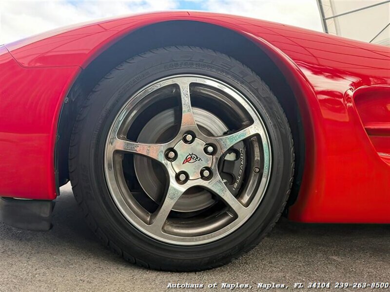 2000 Chevrolet Corvette - Photo 16 - Naples, FL 34104