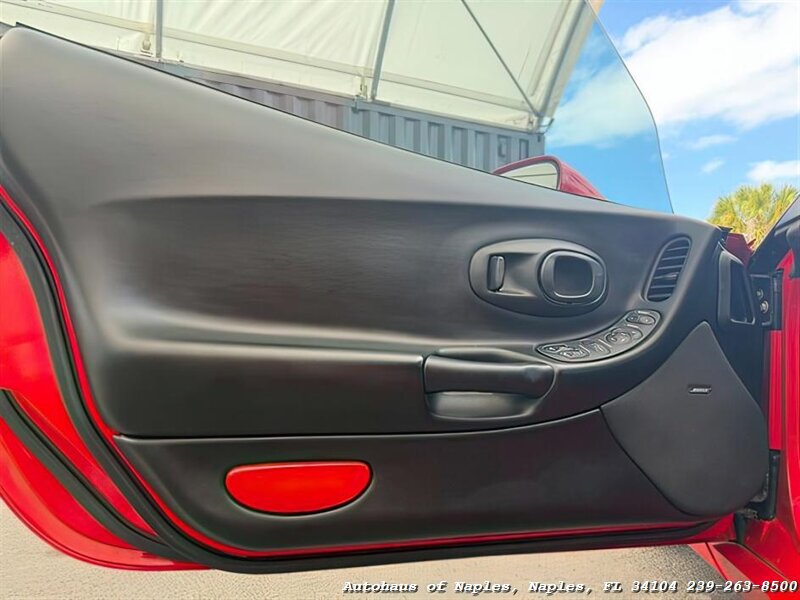 2000 Chevrolet Corvette - Photo 24 - Naples, FL 34104