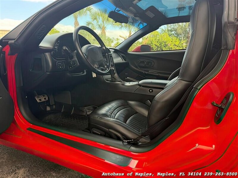2000 Chevrolet Corvette - Photo 20 - Naples, FL 34104