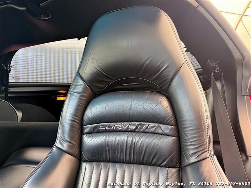2000 Chevrolet Corvette - Photo 23 - Naples, FL 34104