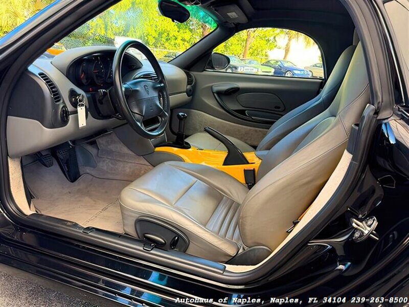 1999 Porsche Boxster   - Photo 17 - Naples, FL 34104