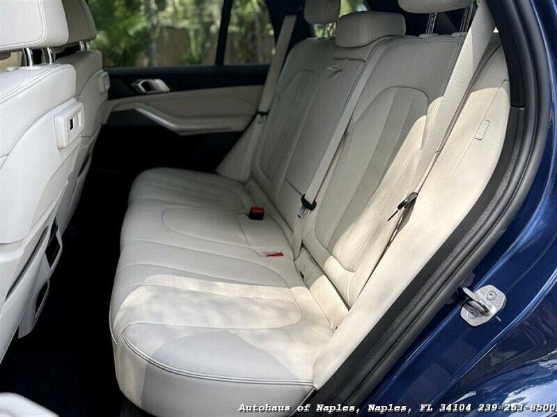 2022 BMW X5 sDrive40i - Photo 45 - Naples, FL 34104