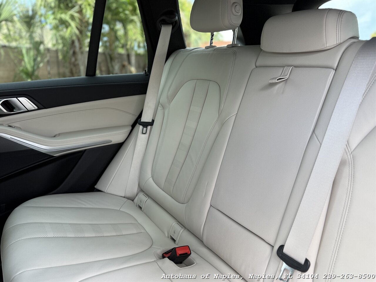 2022 BMW X5 sDrive40i - Photo 43 - Naples, FL 34104