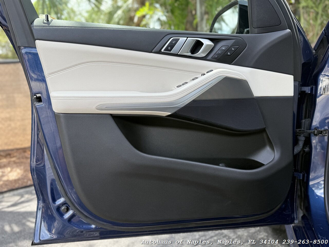 2022 BMW X5 sDrive40i - Photo 33 - Naples, FL 34104