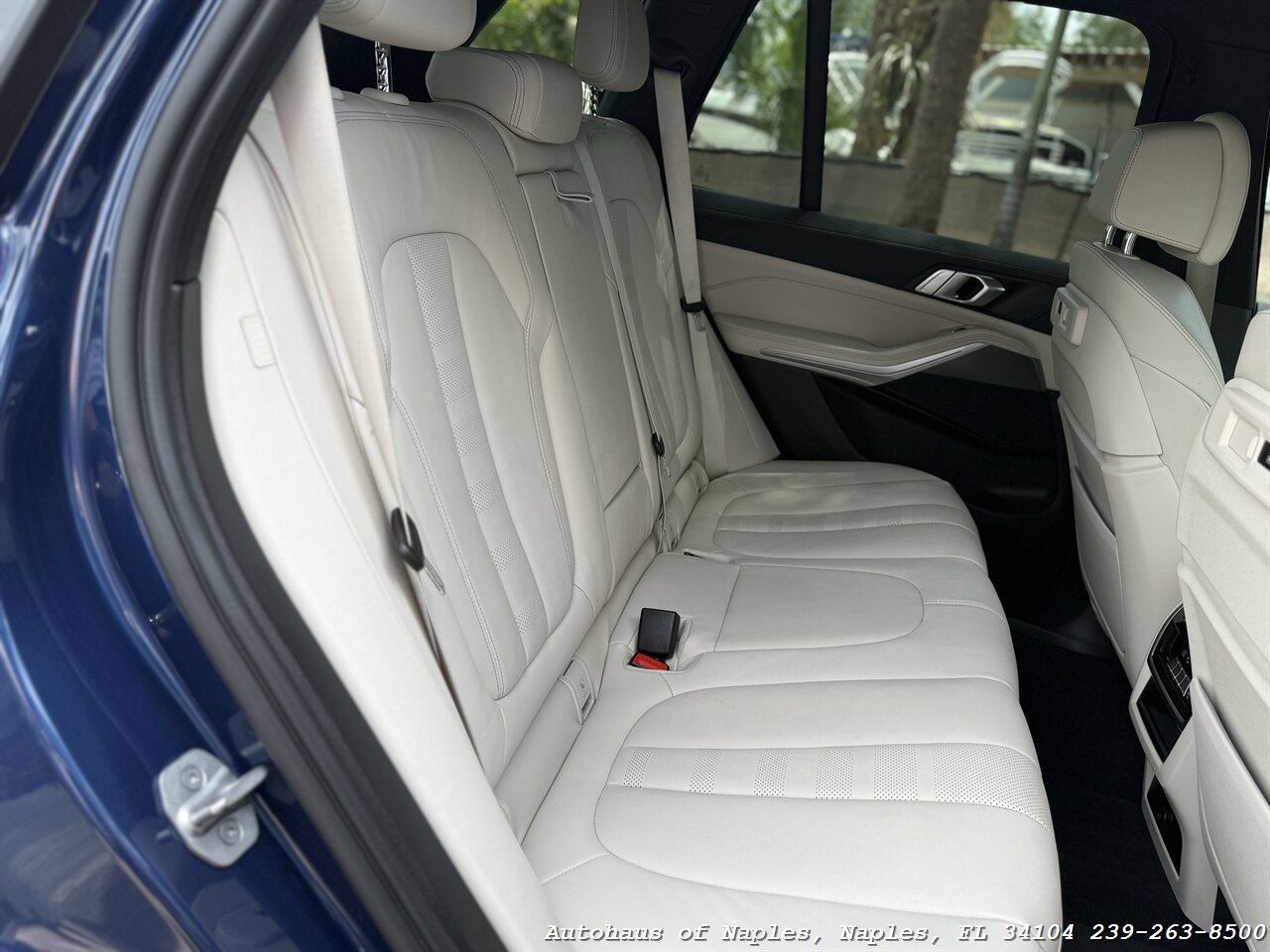 2022 BMW X5 sDrive40i - Photo 55 - Naples, FL 34104