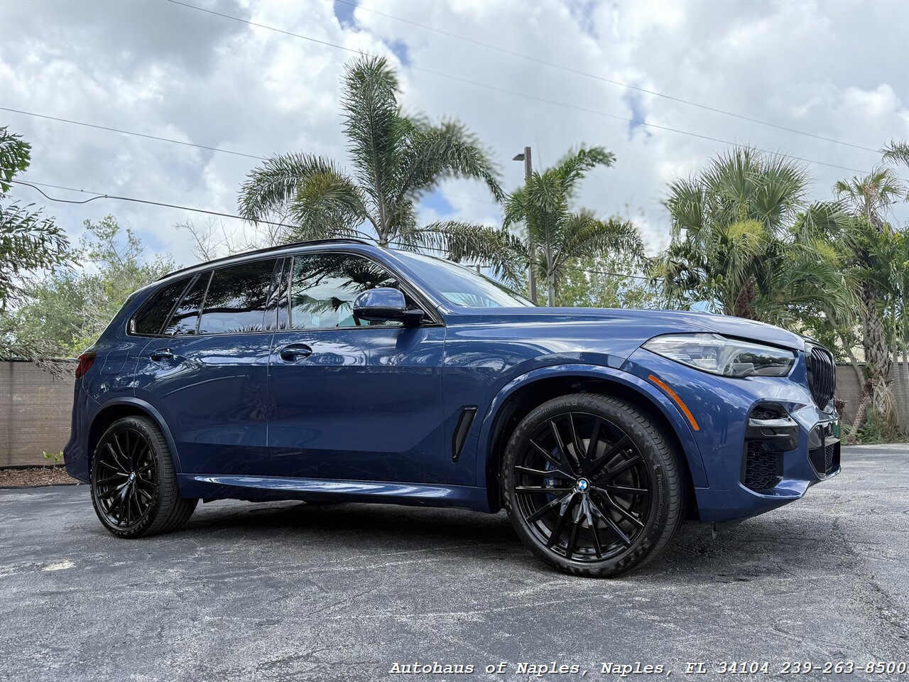 2022 BMW X5 sDrive40i - Photo 2 - Naples, FL 34104