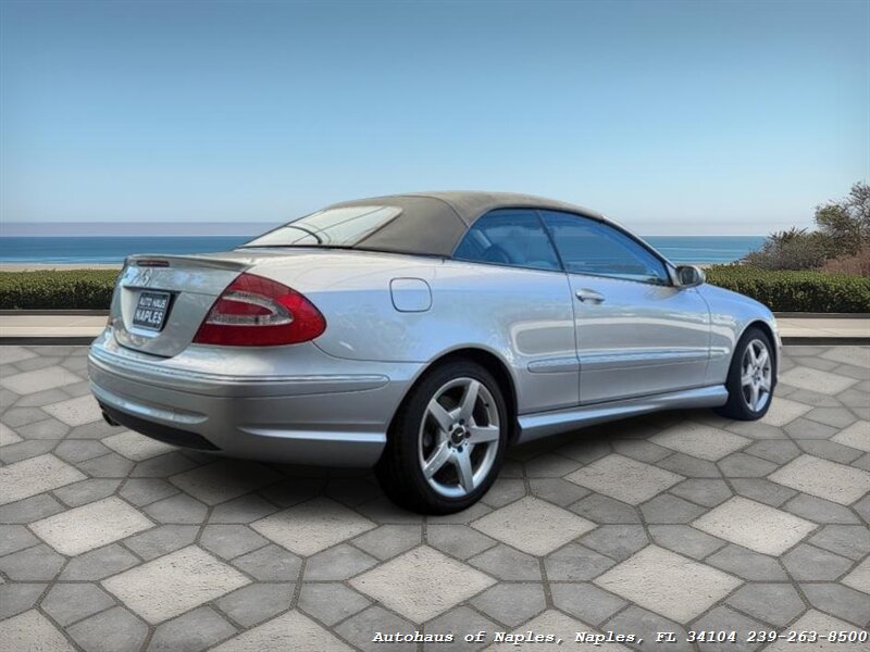 2005 Mercedes-Benz CLK 500   - Photo 8 - Naples, FL 34104