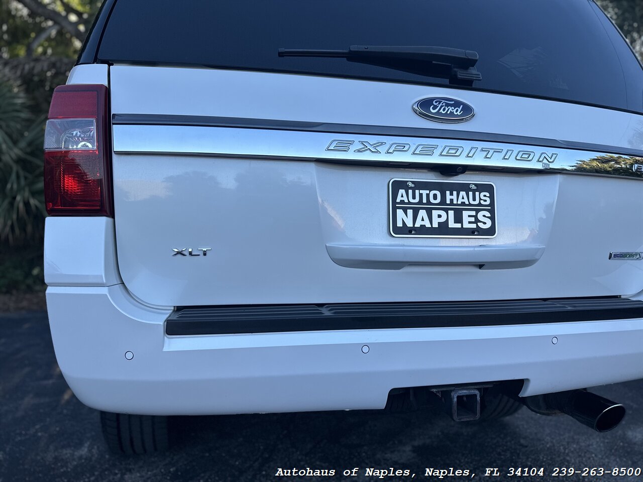 2016 Ford Expedition EL XLT   - Photo 14 - Naples, FL 34104