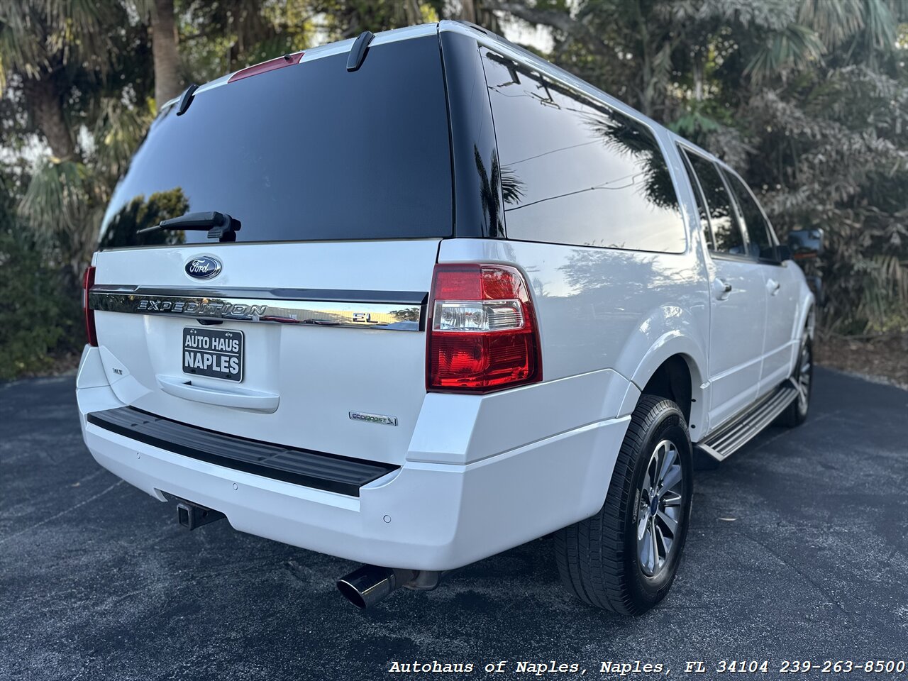 2016 Ford Expedition EL XLT   - Photo 12 - Naples, FL 34104