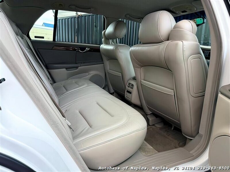2001 Cadillac DeVille   - Photo 26 - Naples, FL 34104