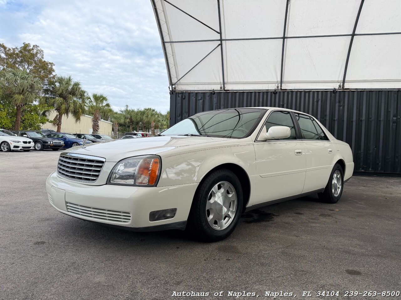 2001 Cadillac DeVille   - Photo 4 - Naples, FL 34104