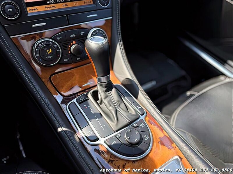2011 Mercedes-Benz SL 550   - Photo 46 - Naples, FL 34104