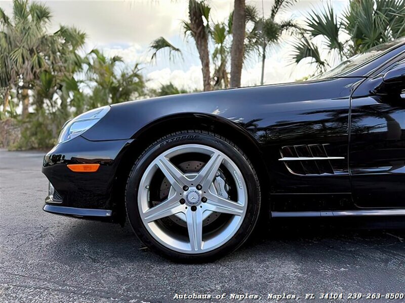 2011 Mercedes-Benz SL 550   - Photo 9 - Naples, FL 34104