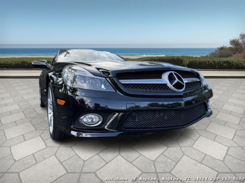 2011 Mercedes-Benz SL 550   - Photo 7 - Naples, FL 34104
