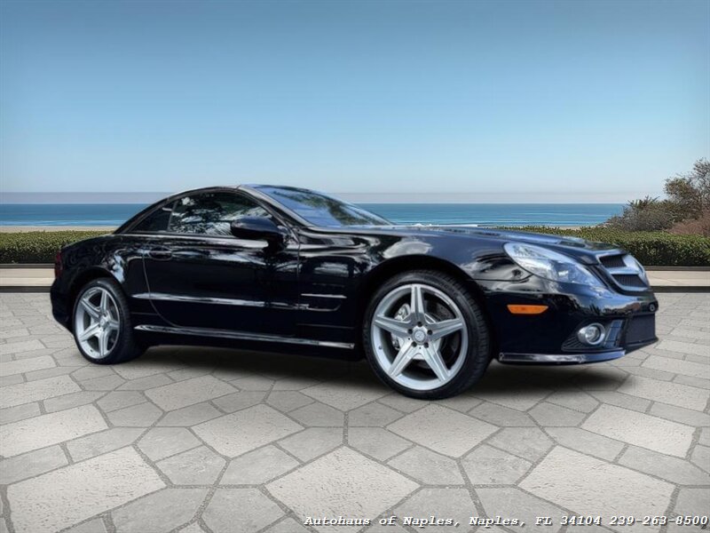 2011 Mercedes-Benz SL 550   - Photo 2 - Naples, FL 34104