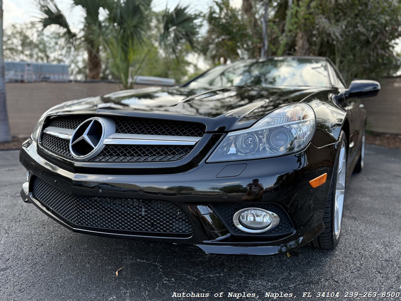 2011 Mercedes-Benz SL 550 - Photo 8 - Naples, FL 34104