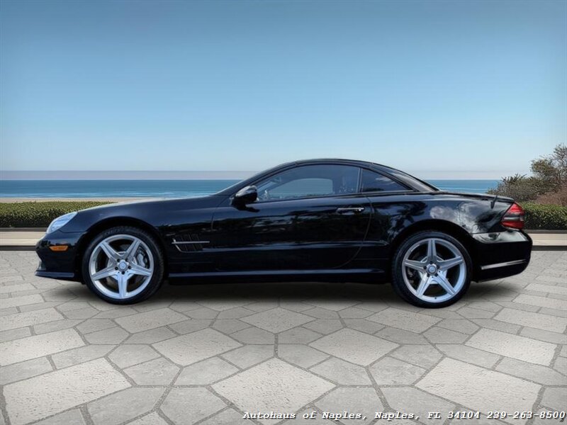 2011 Mercedes-Benz SL 550   - Photo 5 - Naples, FL 34104