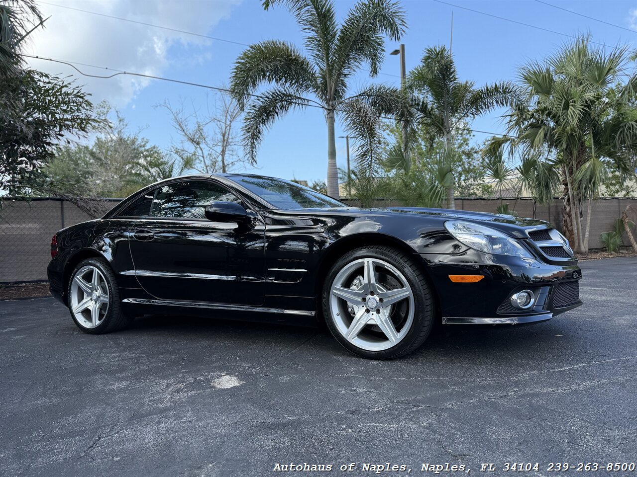 2011 Mercedes-Benz SL 550 - Photo 2 - Naples, FL 34104