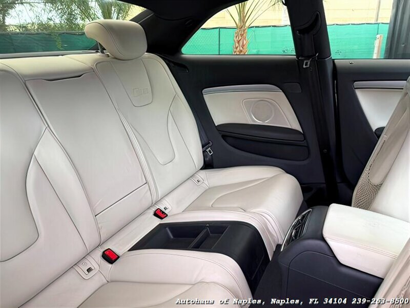 2009 Audi S5 quattro   - Photo 22 - Naples, FL 34104
