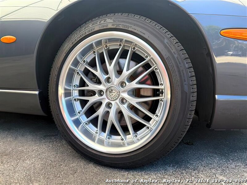 2006 Jaguar XK8 - Photo 10 - Naples, FL 34104