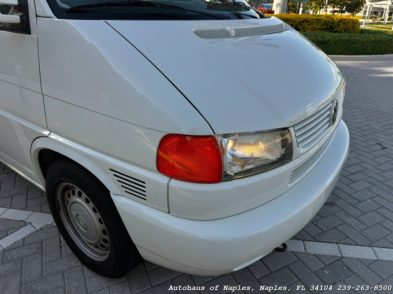 2002 Volkswagen EuroVan MV - Photo 13 - Naples, FL 34104