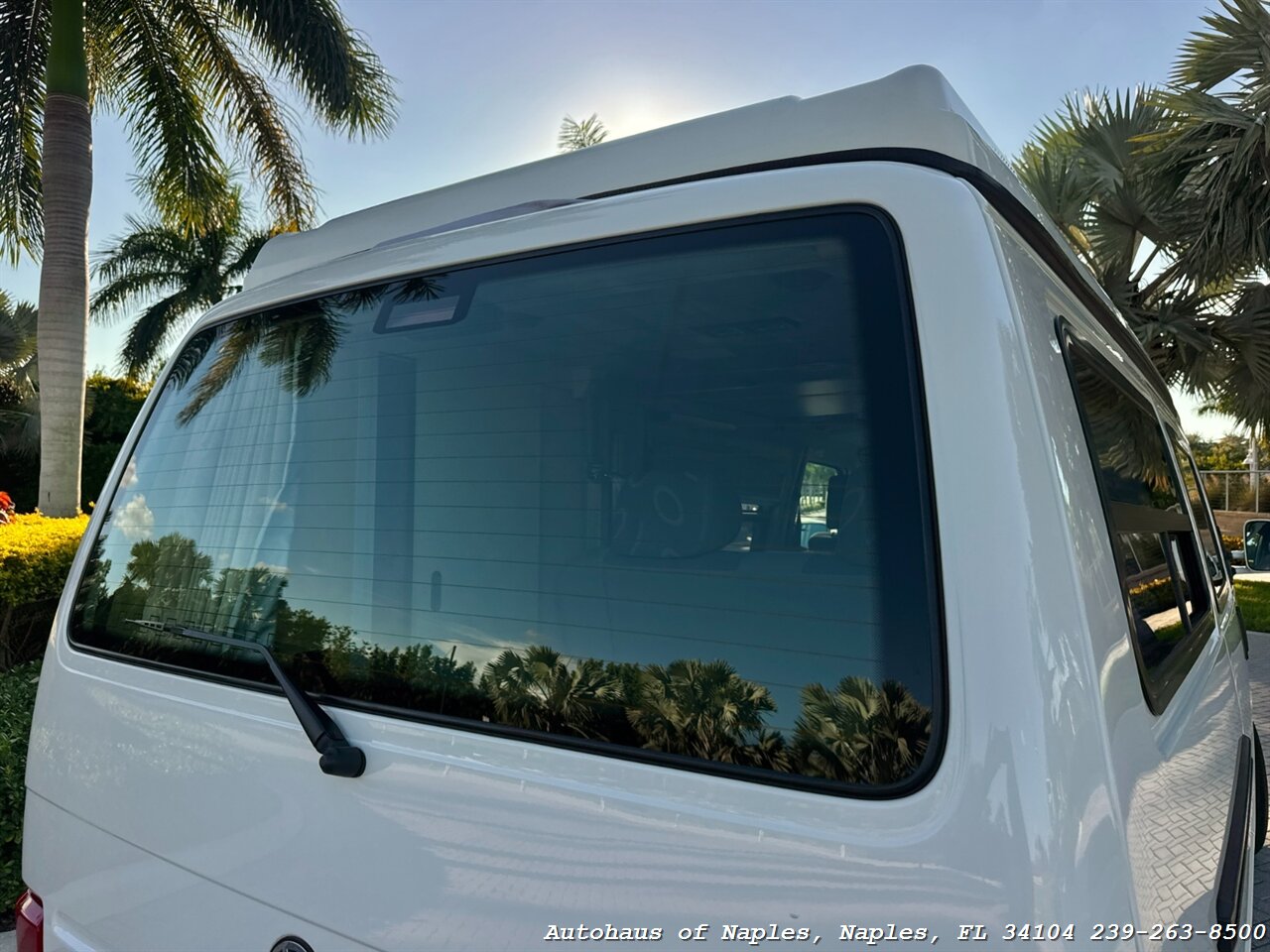 2002 Volkswagen EuroVan MV - Photo 58 - Naples, FL 34104