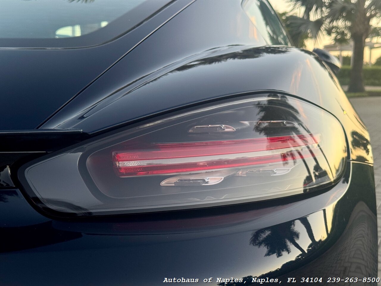 2017 Porsche 718 Cayman   - Photo 12 - Naples, FL 34104
