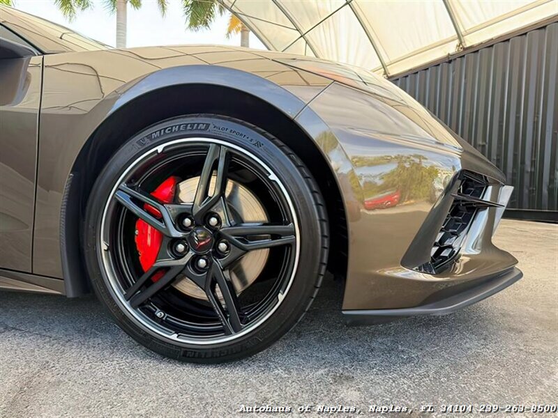 2020 Chevrolet Corvette Stingray - Photo 11 - Naples, FL 34104