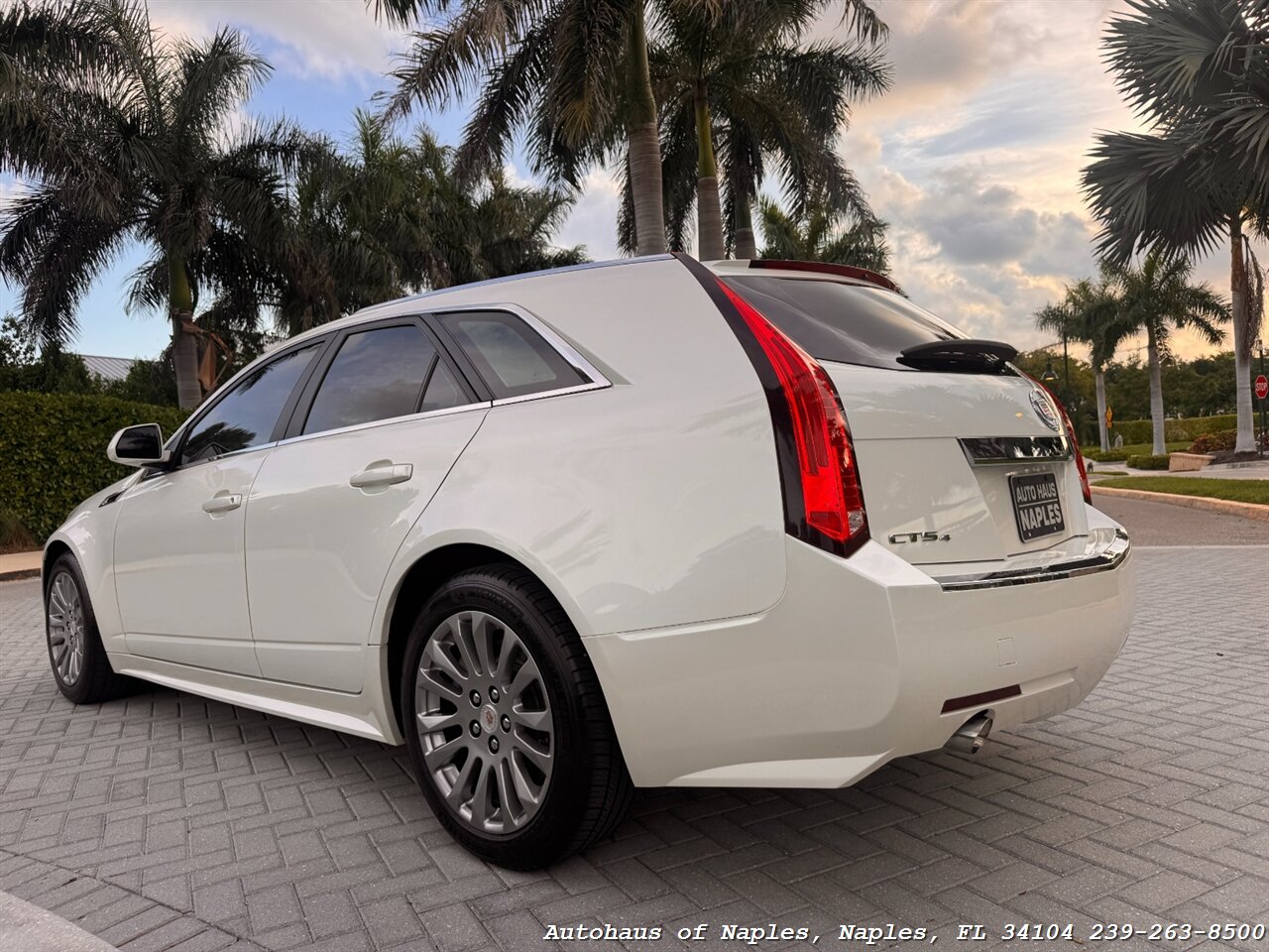 2013 Cadillac CTS 3.6L Performance   - Photo 9 - Naples, FL 34104