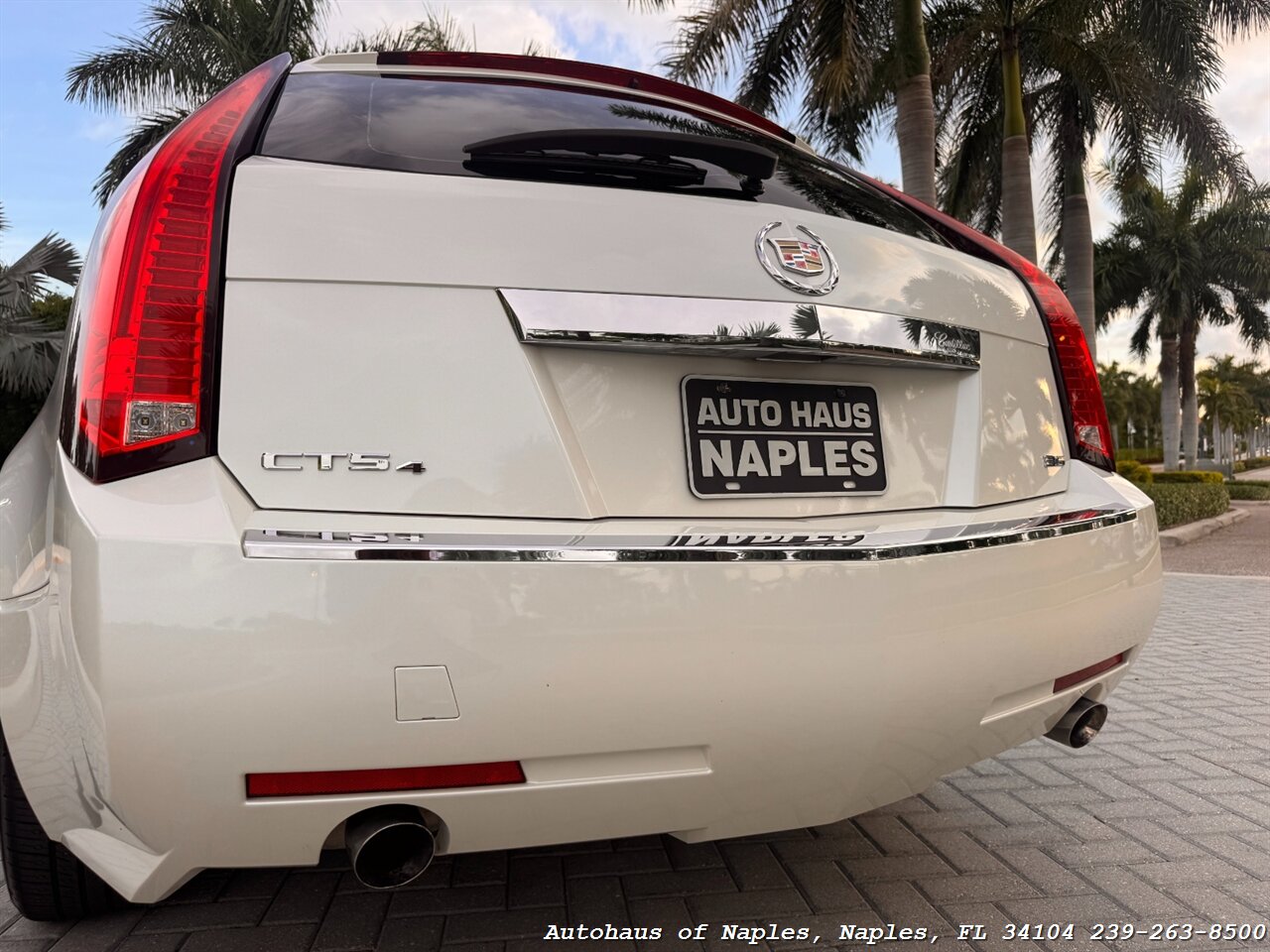 2013 Cadillac CTS 3.6L Performance   - Photo 12 - Naples, FL 34104