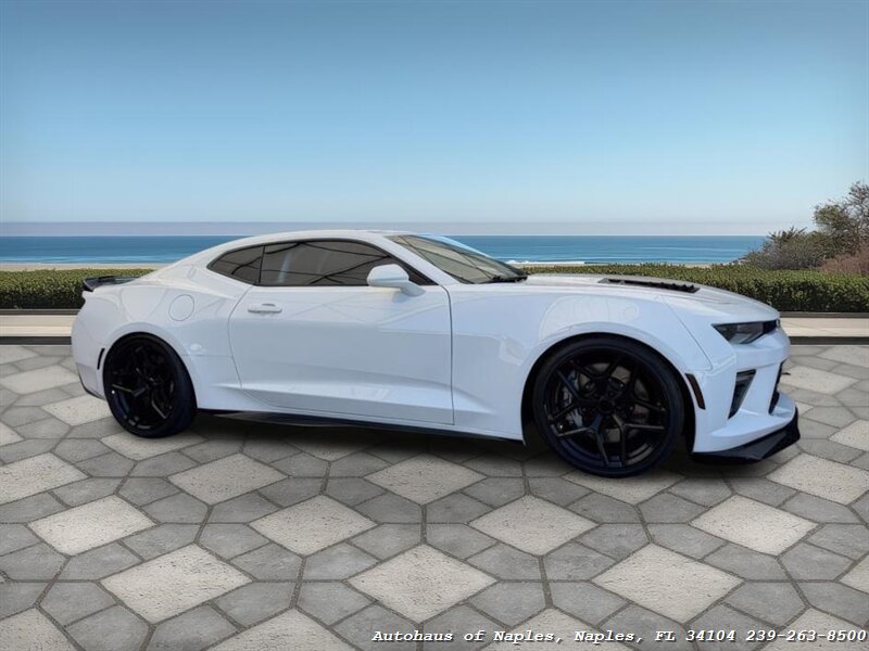 2018 Chevrolet Camaro Track Car - Photo 2 - Naples, FL 34104