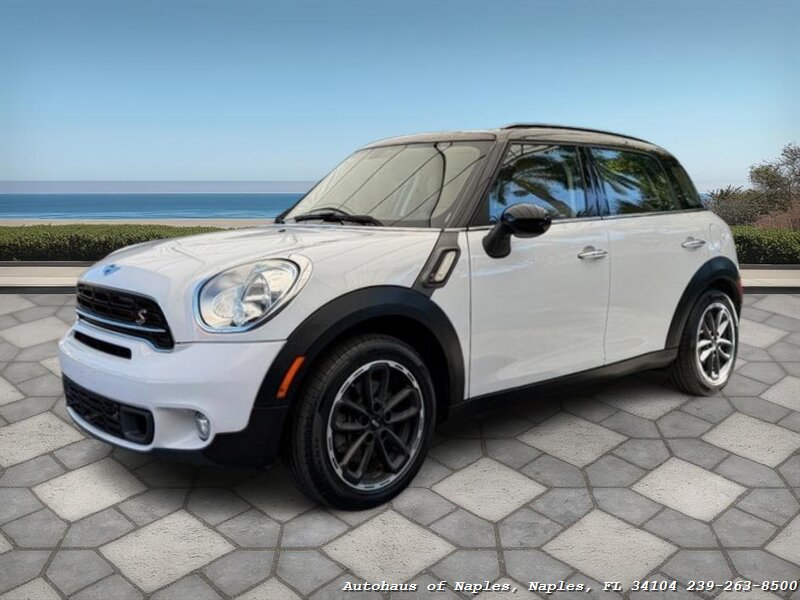 2016 MINI Countryman Cooper S   - Photo 4 - Naples, FL 34104