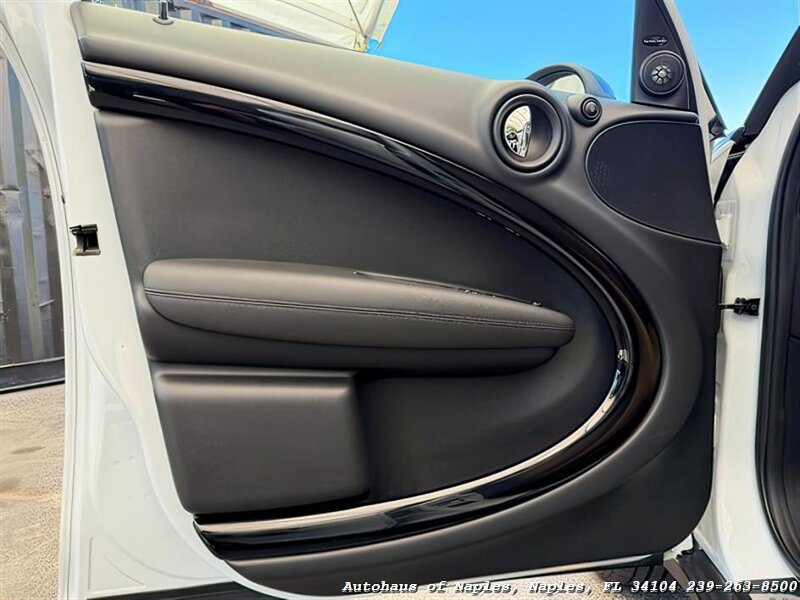 2016 MINI Countryman Cooper S   - Photo 16 - Naples, FL 34104